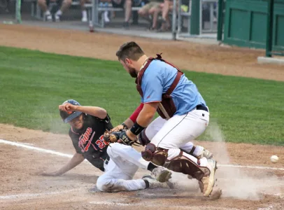 Orioles pound out 18 hits, return to state
